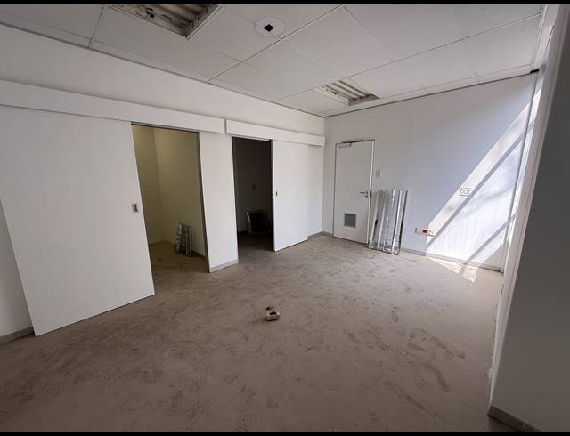 193M² OFFICE TO LET IN ROSEBANK